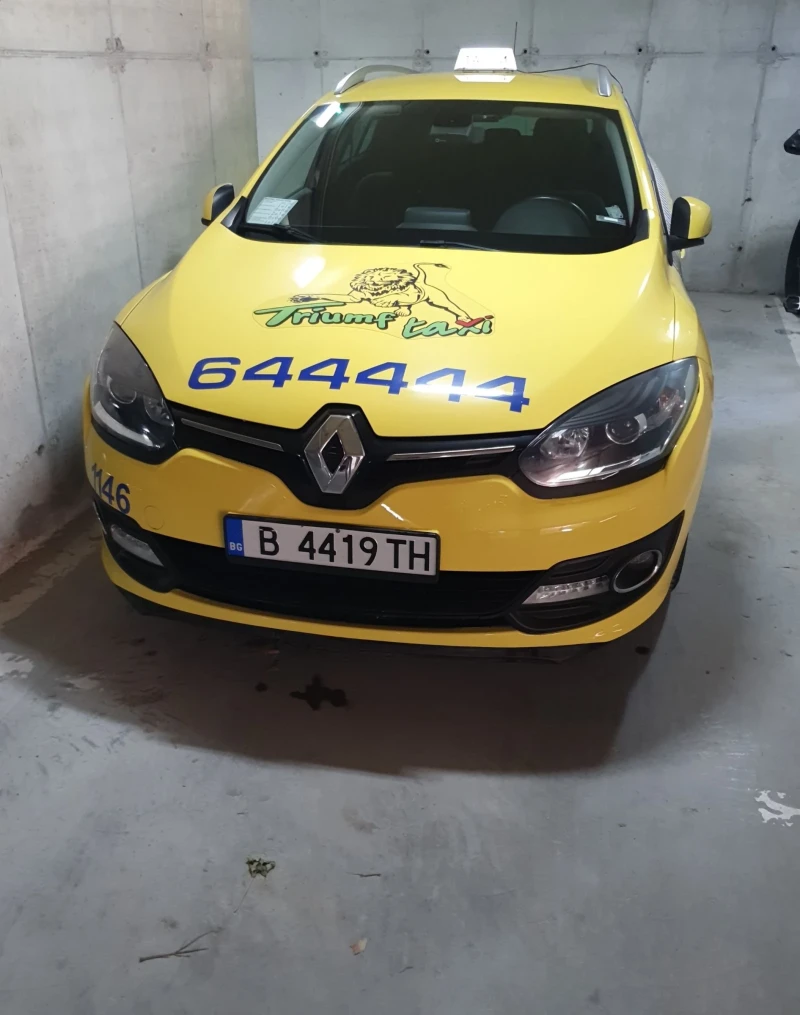 Renault Megane, снимка 1 - Автомобили и джипове - 47537727