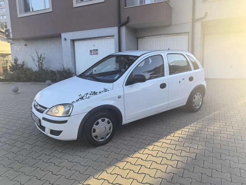 Opel Corsa, снимка 1 - Автомобили и джипове - 47681172