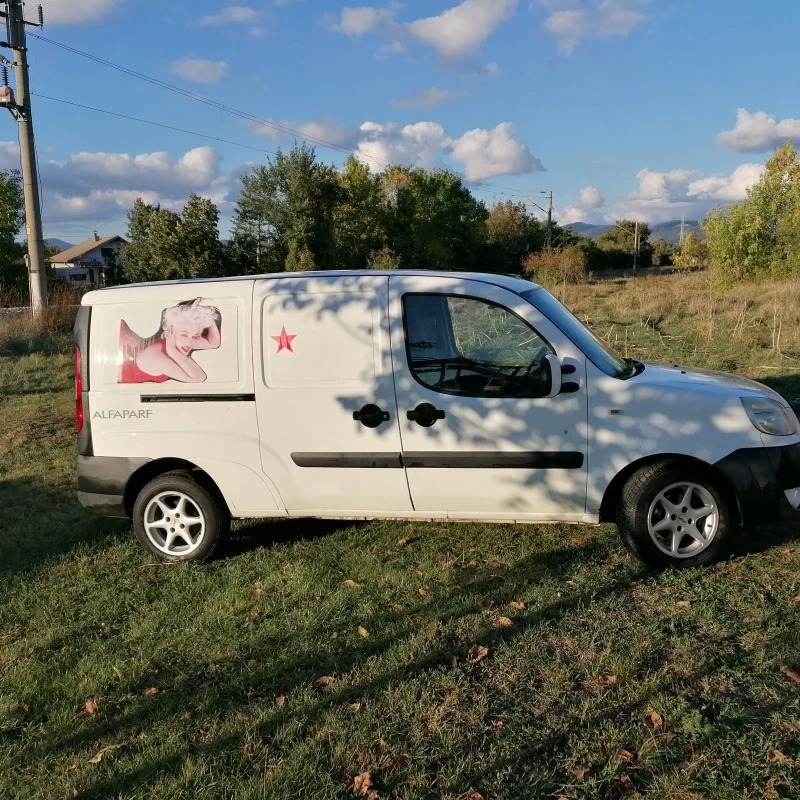 Fiat Doblo 1.3  Multijet, снимка 3 - Автомобили и джипове - 48629742