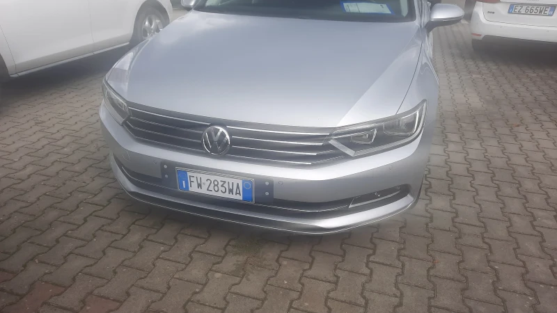 VW Passat 2.0 * Автомат * 2018г., снимка 7 - Автомобили и джипове - 48707832