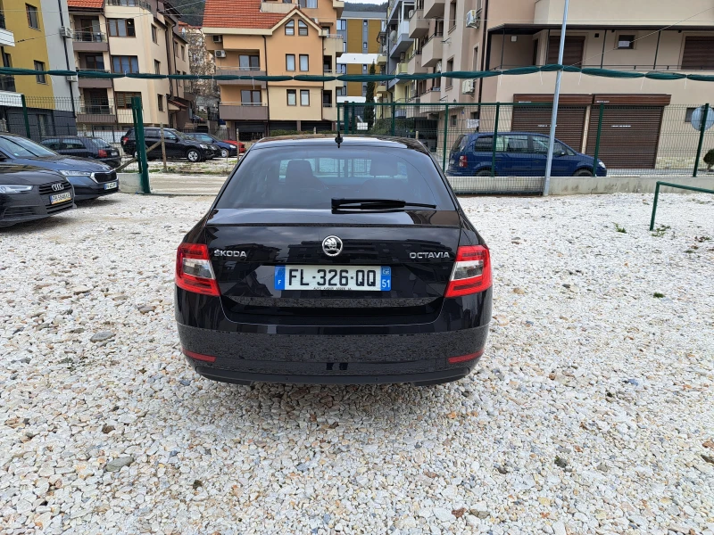 Skoda Octavia 1.5TSI 150кс. DSG, снимка 6 - Автомобили и джипове - 49028514