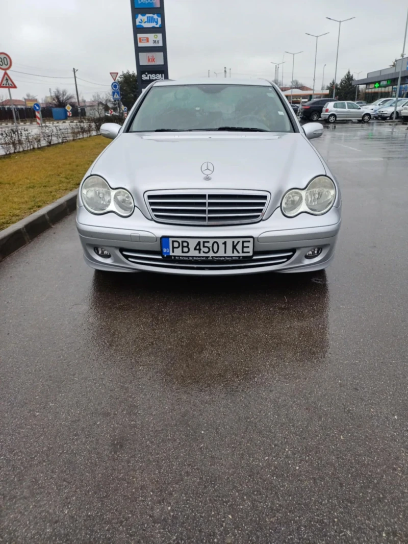 Mercedes-Benz C 220 Mercedes C220 CDI, снимка 4 - Автомобили и джипове - 49157423