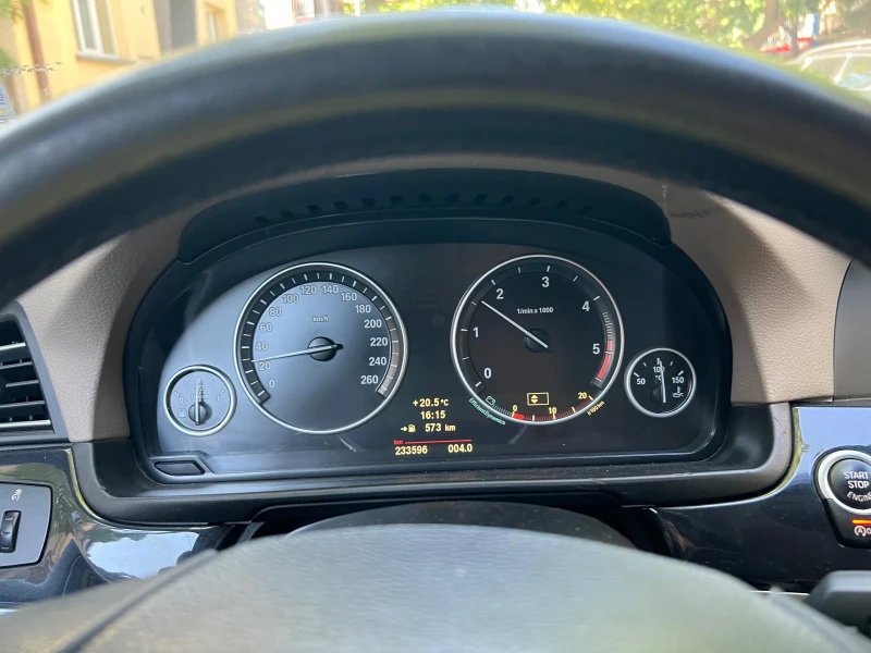 BMW 520 EfficientDynamics Edition, снимка 7 - Автомобили и джипове - 50766870