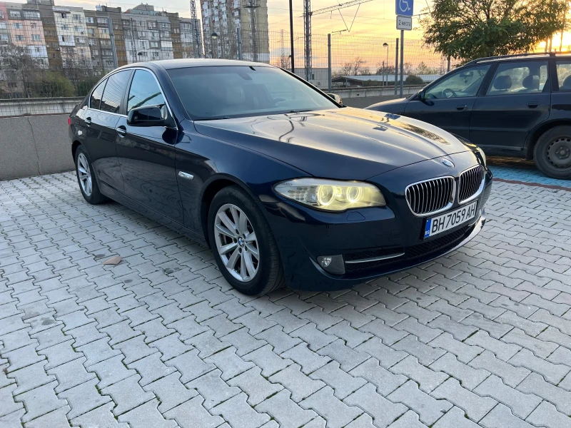 BMW 520 EfficientDynamics Edition, снимка 3 - Автомобили и джипове - 50766870
