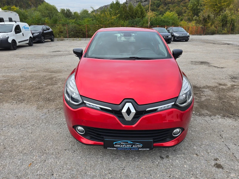 Renault Clio 1.2i КАТО НОВА, снимка 8 - Автомобили и джипове - 52090525
