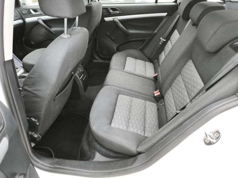 Skoda Octavia 1.9TDI FACELIFT, снимка 13 - Автомобили и джипове - 52090953
