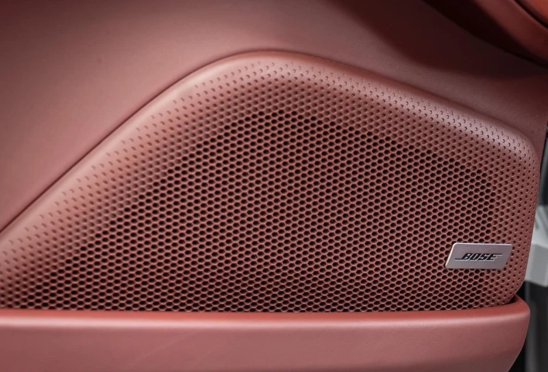 Porsche Panamera TURBO S E-HYBRID/FACELIFT/CERAMIC/BOSE/PANO/MATRIX, снимка 8 - Автомобили и джипове - 52166227