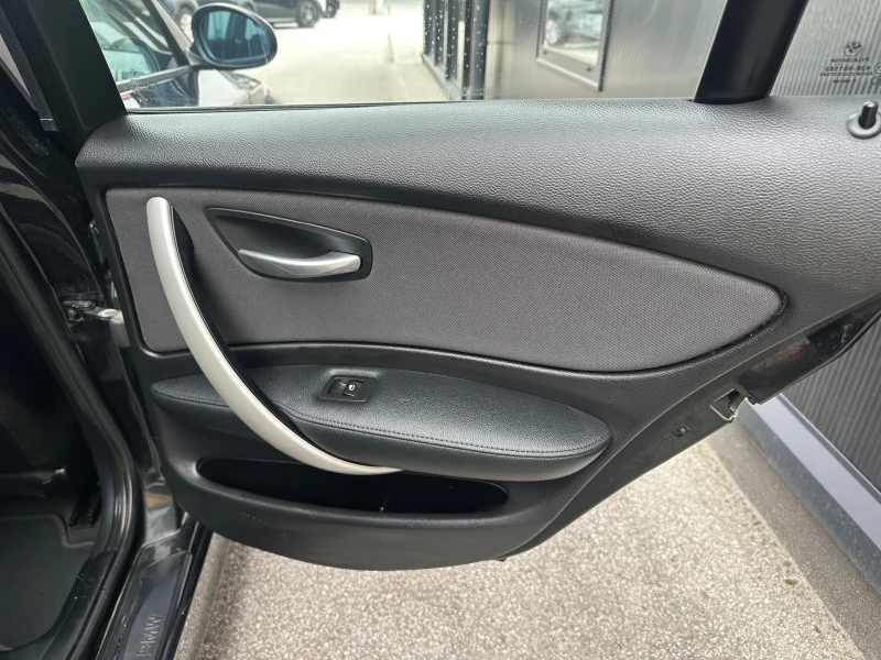 BMW 118 d 163000km Сервизна История, снимка 15 - Автомобили и джипове - 52651758