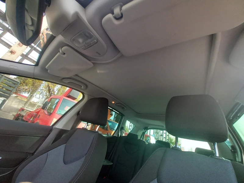 Peugeot 308 Рядко изпълнение 1.6 e-hdi, снимка 14 - Автомобили и джипове - 52659677