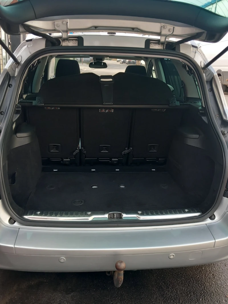 Peugeot 308 Рядко изпълнение 1.6 e-hdi, снимка 17 - Автомобили и джипове - 52659677