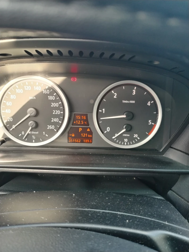 BMW 525, снимка 13 - Автомобили и джипове - 52693443