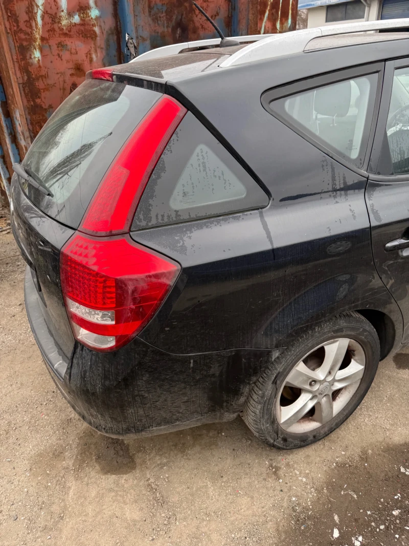 Kia Ceed 1.4, снимка 4 - Автомобили и джипове - 52828183