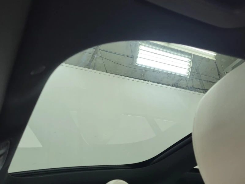 Mercedes-Benz E 350 * * CARFAX * * АВТО КРЕДИТ * * , снимка 12 - Автомобили и джипове - 52978915