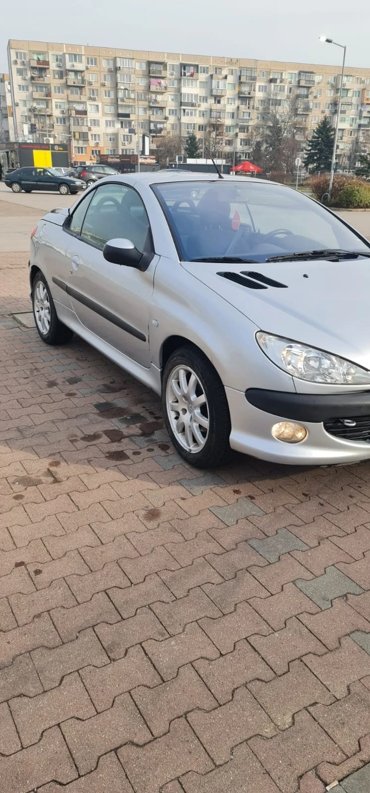 Peugeot 206 CC, снимка 4 - Автомобили и джипове - 53380064