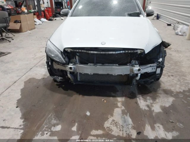 Mercedes-Benz C 43 AMG 4MATIC* КОжа* Подгрев* Обдухване* Кейлес* Blind Sp - изображение 10