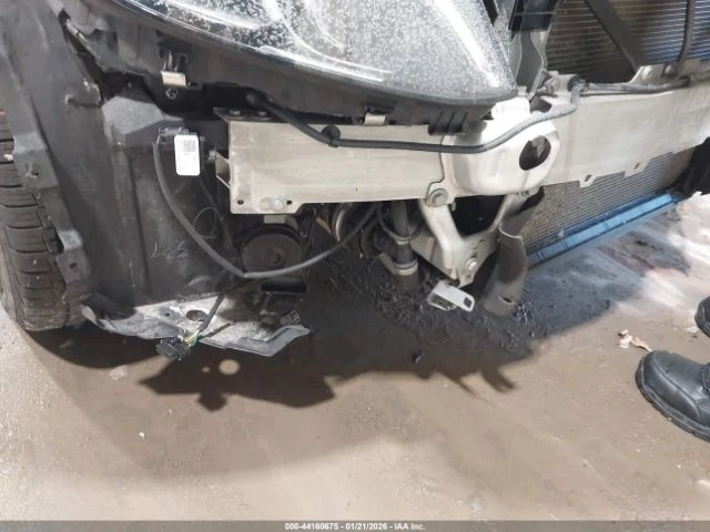 Mercedes-Benz C 43 AMG 4MATIC* КОжа* Подгрев* Обдухване* Кейлес* Blind Sp, снимка 15 - Автомобили и джипове - 53666485