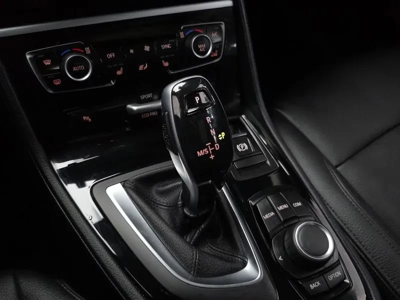 BMW 220 F45 ADVANTAGE, снимка 9 - Автомобили и джипове - 55789726