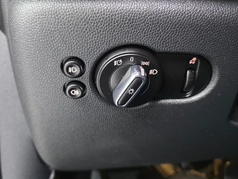 Mini Cooper High 3Rd Generation, снимка 14 - Автомобили и джипове - 55938744