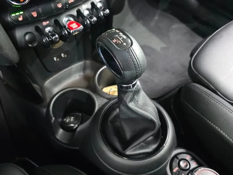 Mini Cooper High 3Rd Generation, снимка 9 - Автомобили и джипове - 55938744
