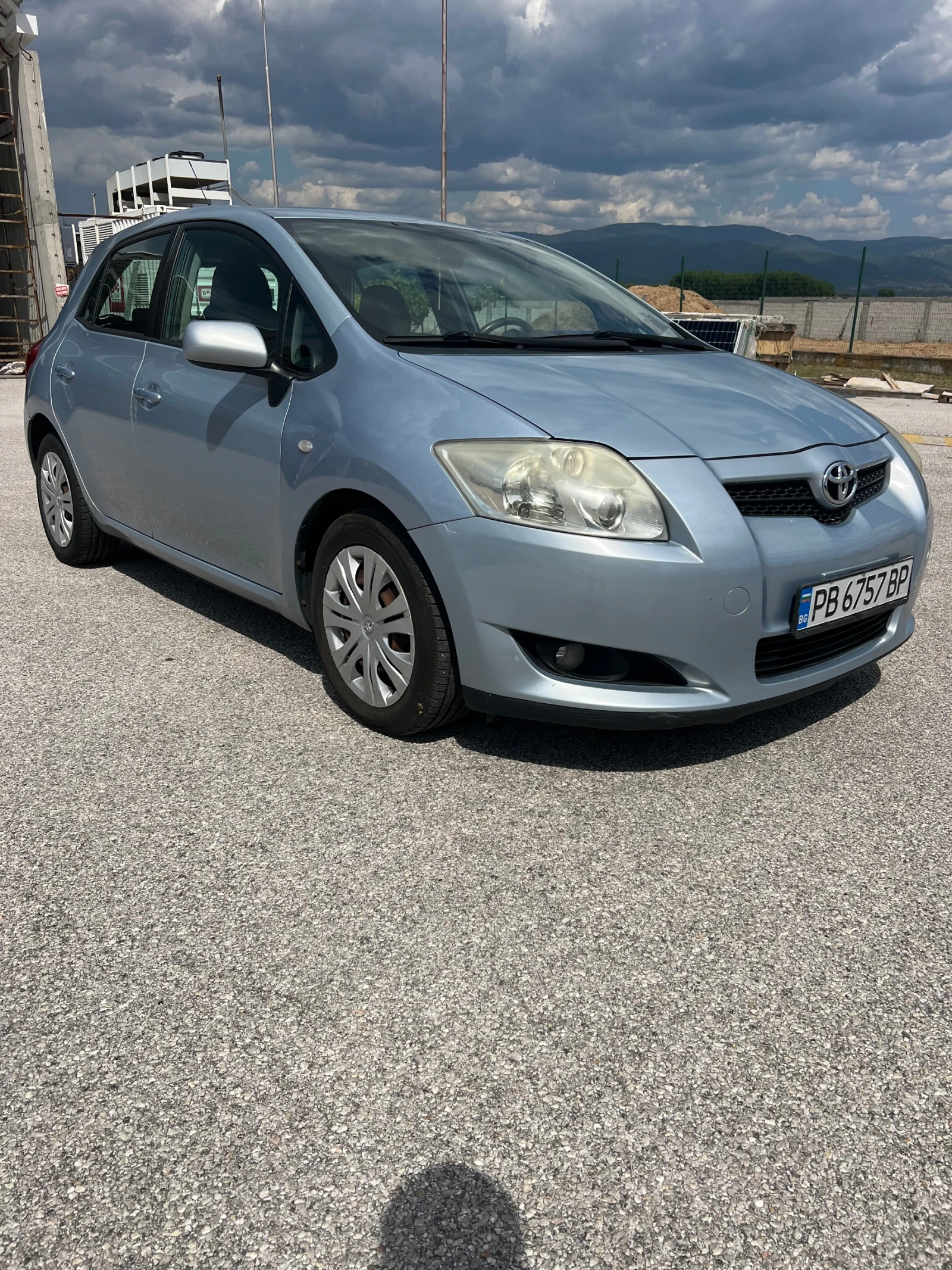 Toyota Auris 2.0 D4D - изображение 2