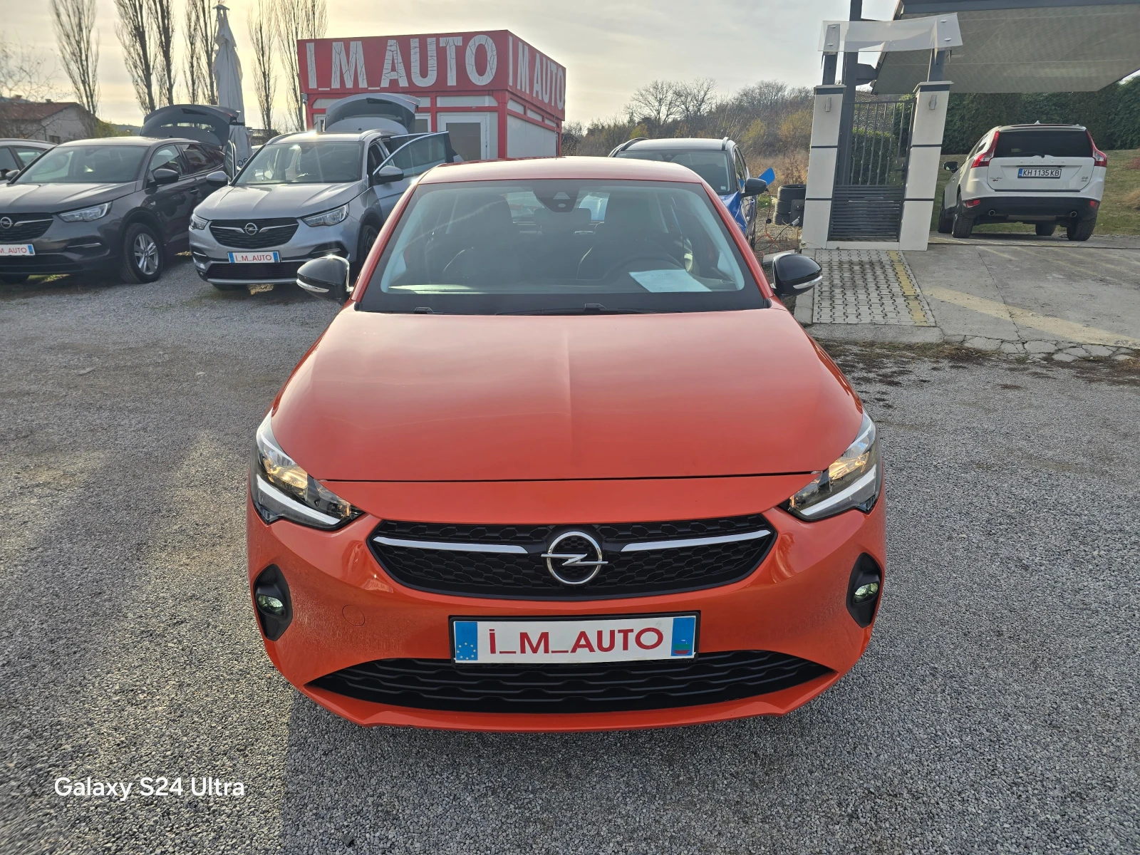 Opel Corsa 1.2I-75k.c--NAVI-EURO6 - изображение 2