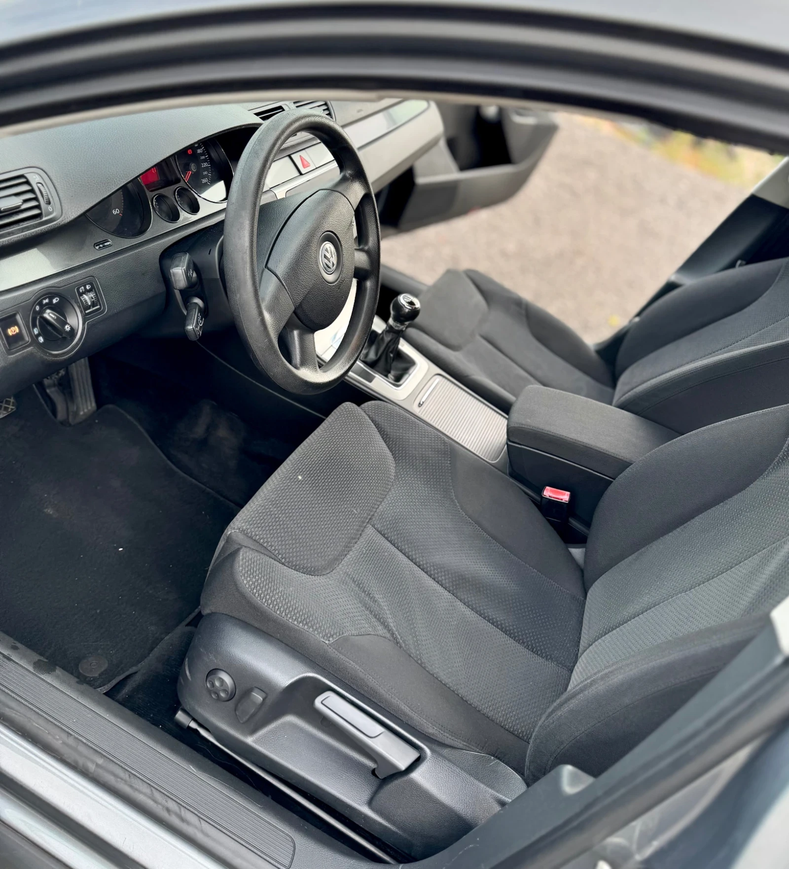 VW Passat  - изображение 9