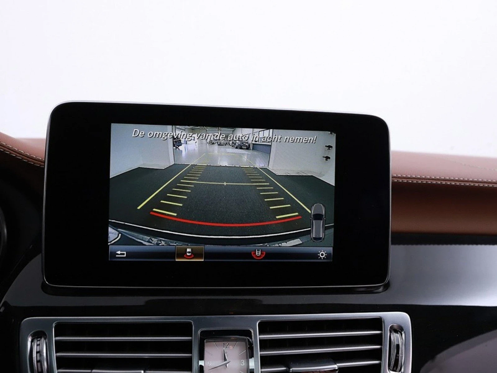 Mercedes-Benz CLS 350 Shooting Brake 9G Tronic Airmatic MultiBeam  - изображение 9