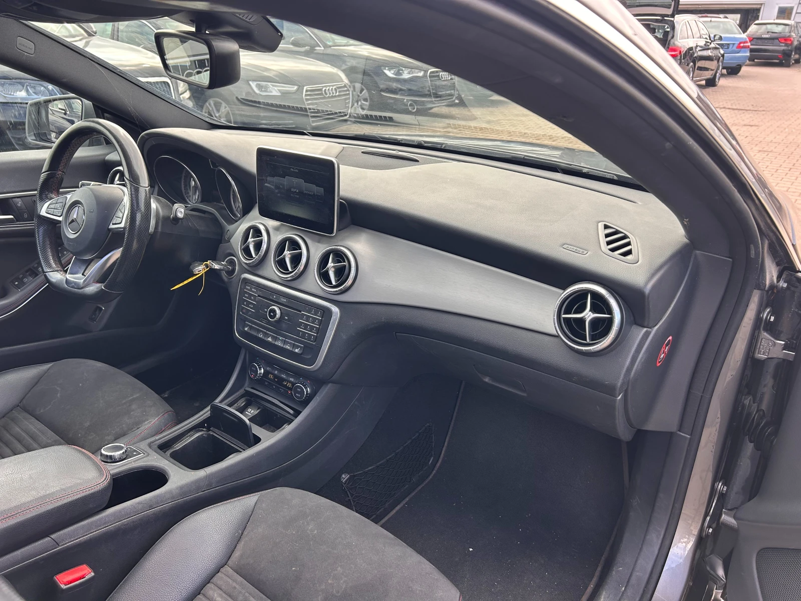 Mercedes-Benz CLA 220 CDI 4MATIC AVTOMAT/PANORAMA/KOJA EURO 6 - изображение 10