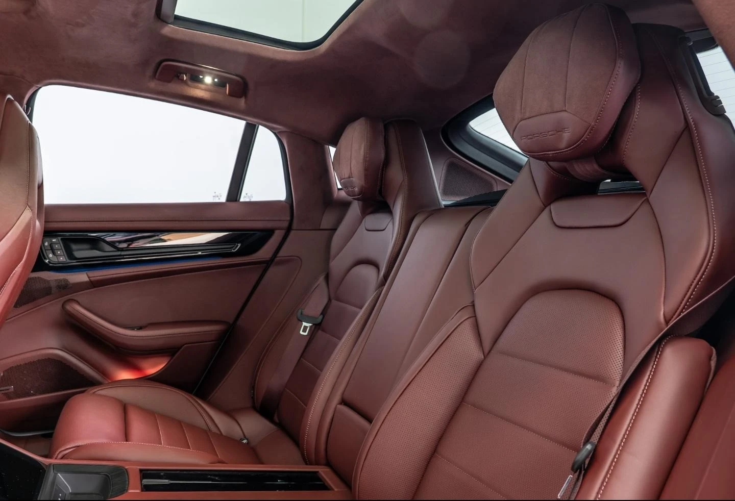 Porsche Panamera TURBO S E-HYBRID/FACELIFT/CERAMIC/BOSE/PANO/MATRIX | Mobile.bg   15