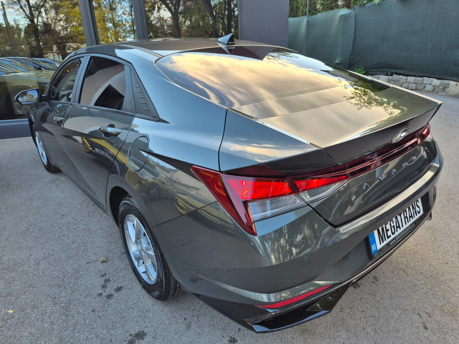 Hyundai Elantra 1.6cm3 LPG - изображение 4