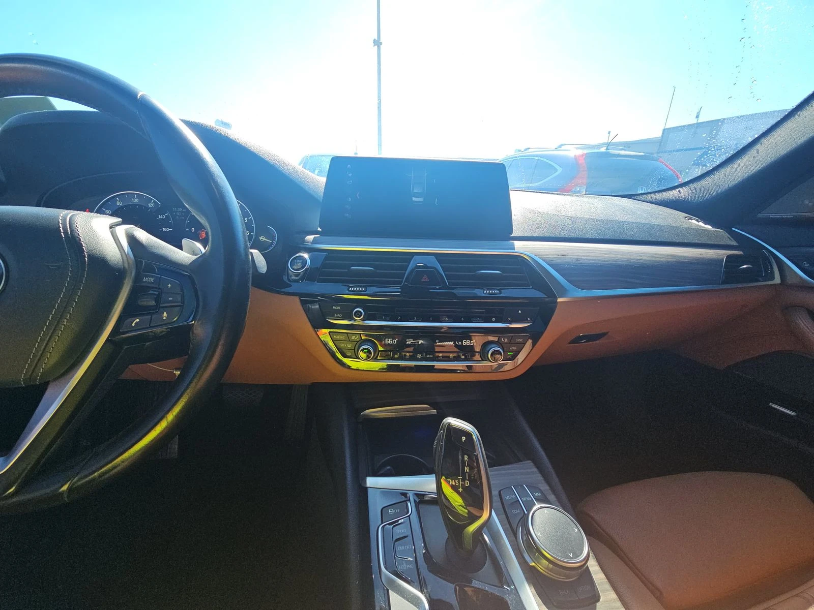 BMW 540 Head-Up Display* Active Park Distance Control - изображение 9