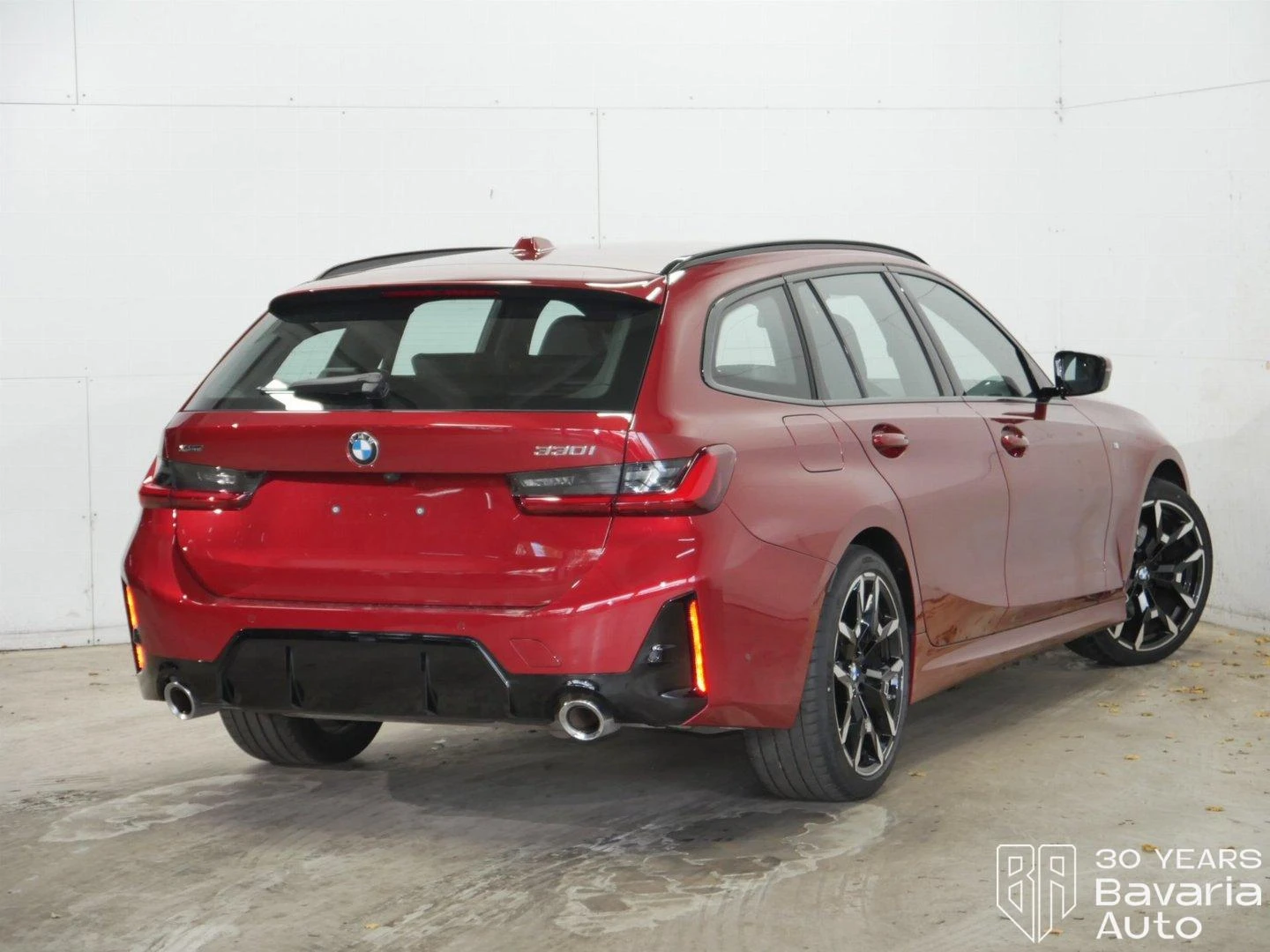 BMW 330 i xDrive Touring M Sport Paket Sportautomatic | Mobile.bg   3