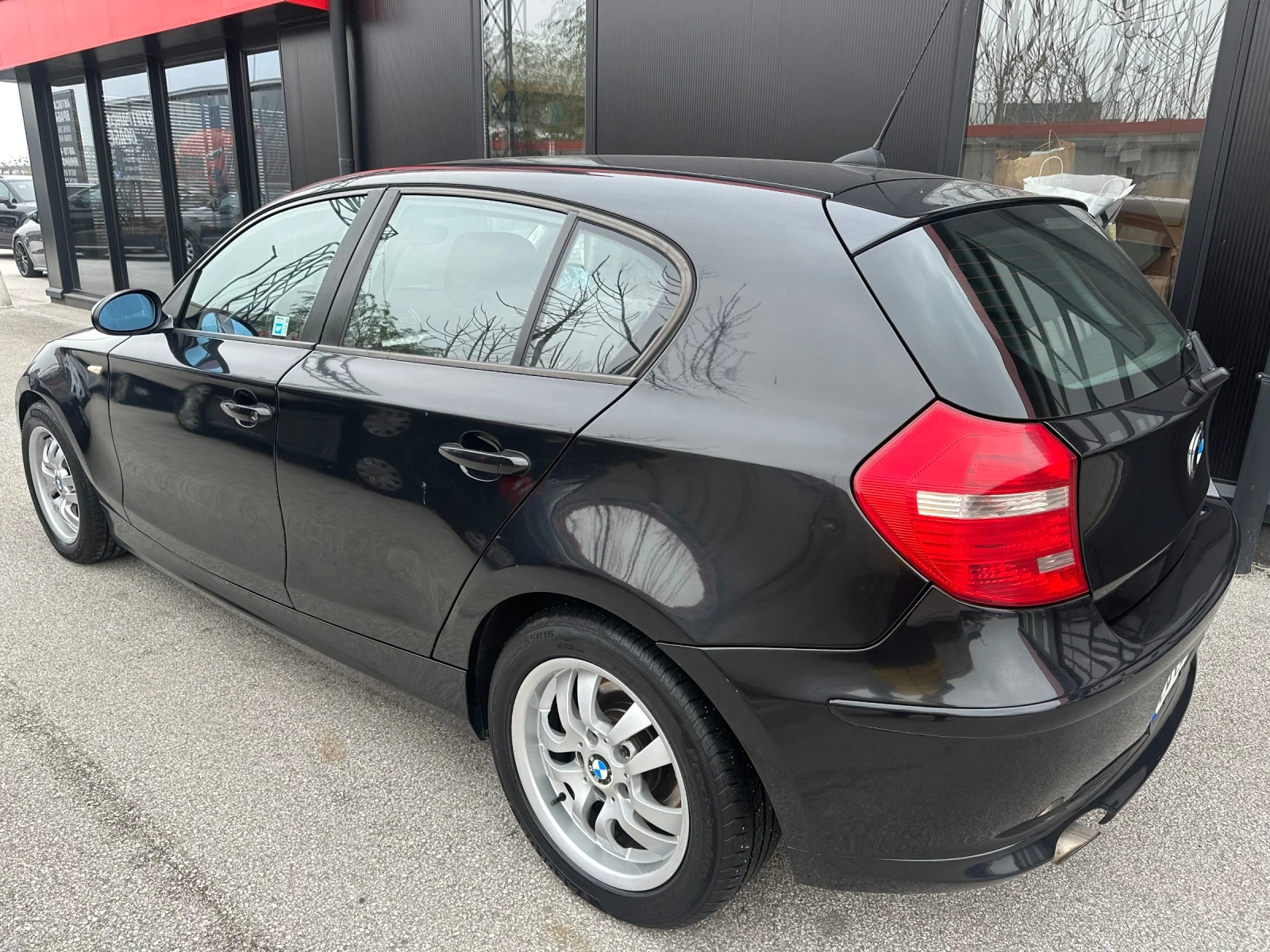 BMW 118 d 163000km Сервизна История - изображение 4