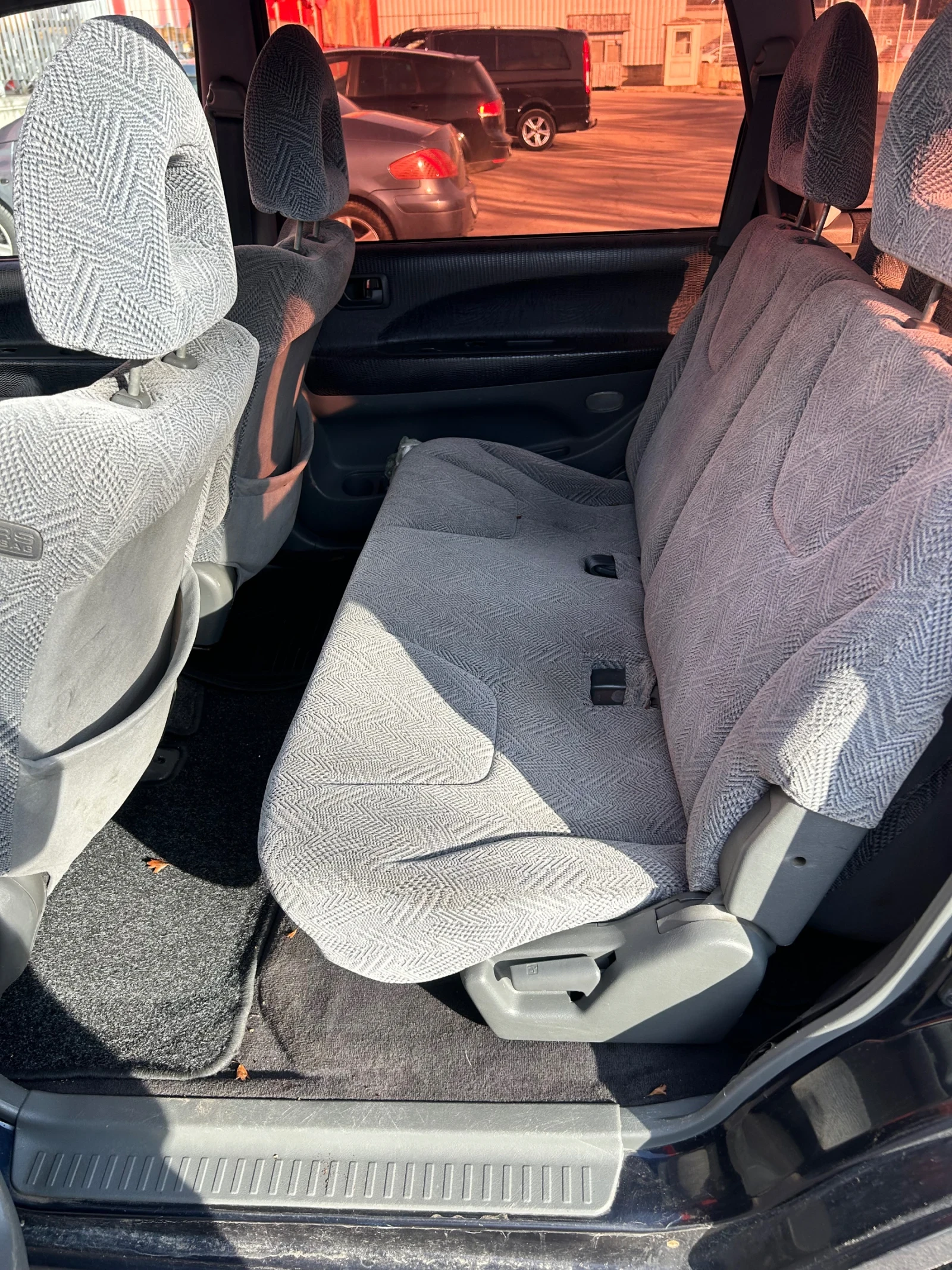 Mitsubishi Space wagon | Mobile.bg   7