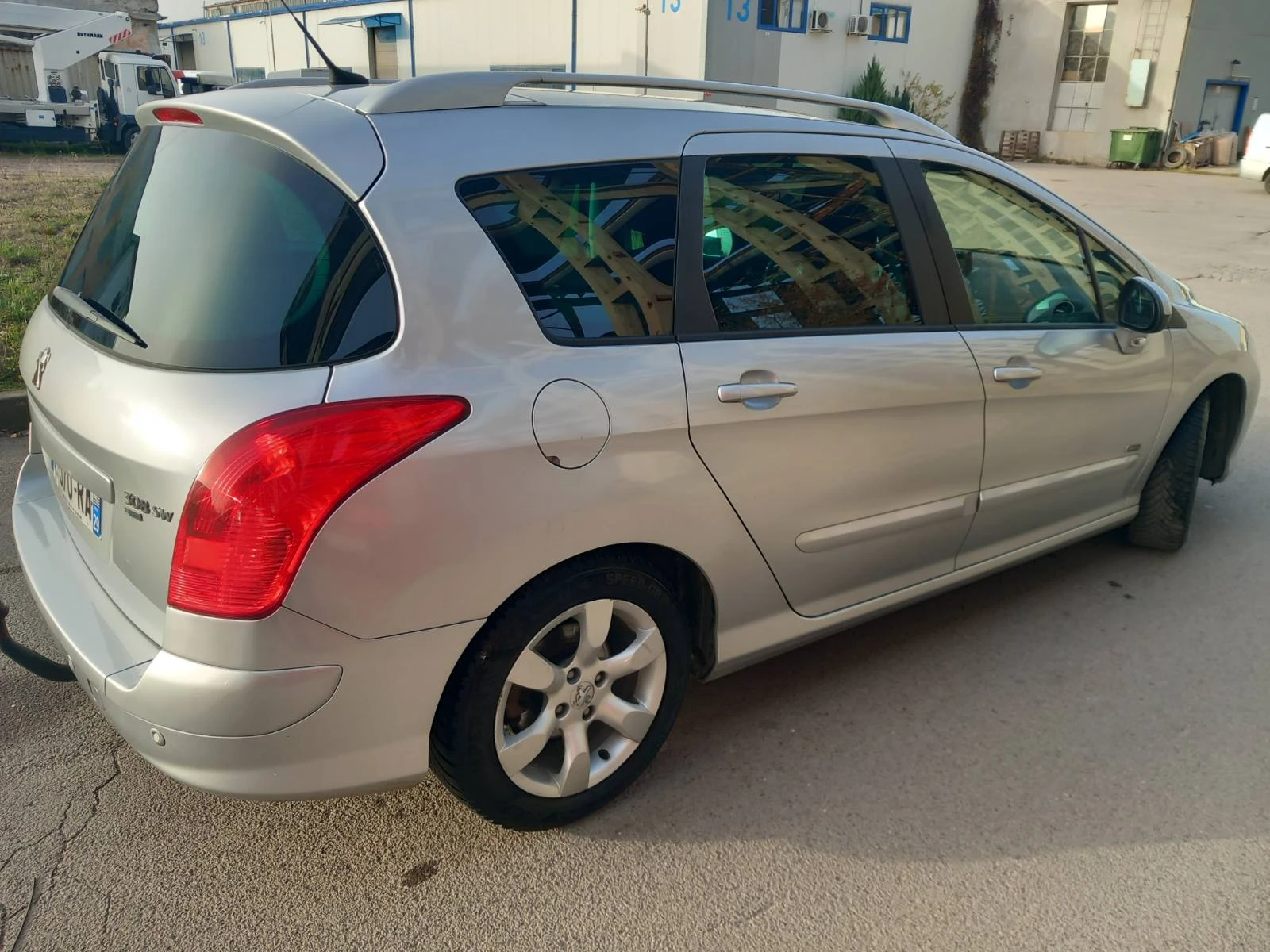 Peugeot 308 1.6 e-hdi - изображение 2