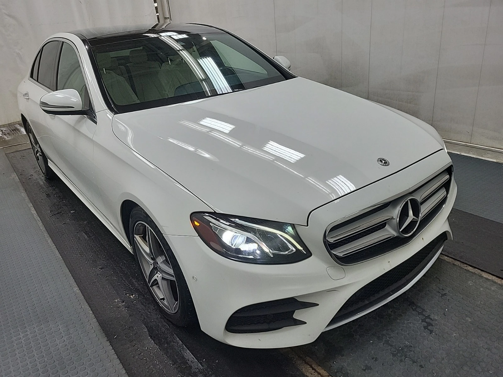 Mercedes-Benz E 350 * * CARFAX * * ���� ������ * *  | Mobile.bg � ����������� 3