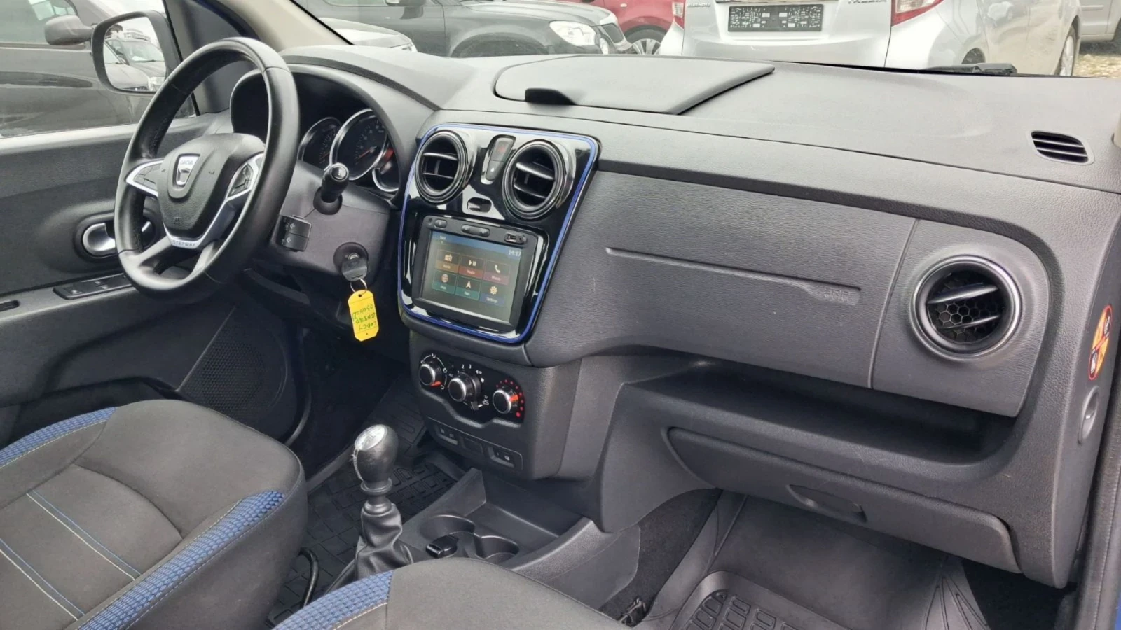 Dacia Lodgy STEPWAY 1.5DCI 7 МЕСТА НАВИГАЦИЯ, снимка 15 - Автомобили и джипове - 53902883