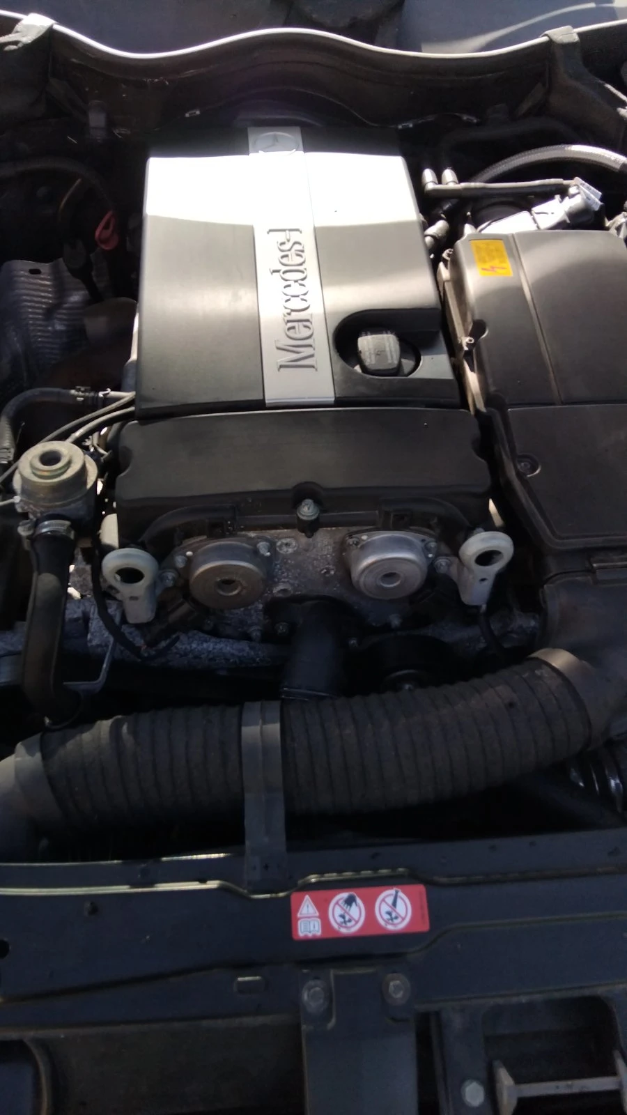 Mercedes-Benz C 200 спорт купе, снимка 16 - Автомобили и джипове - 54122259