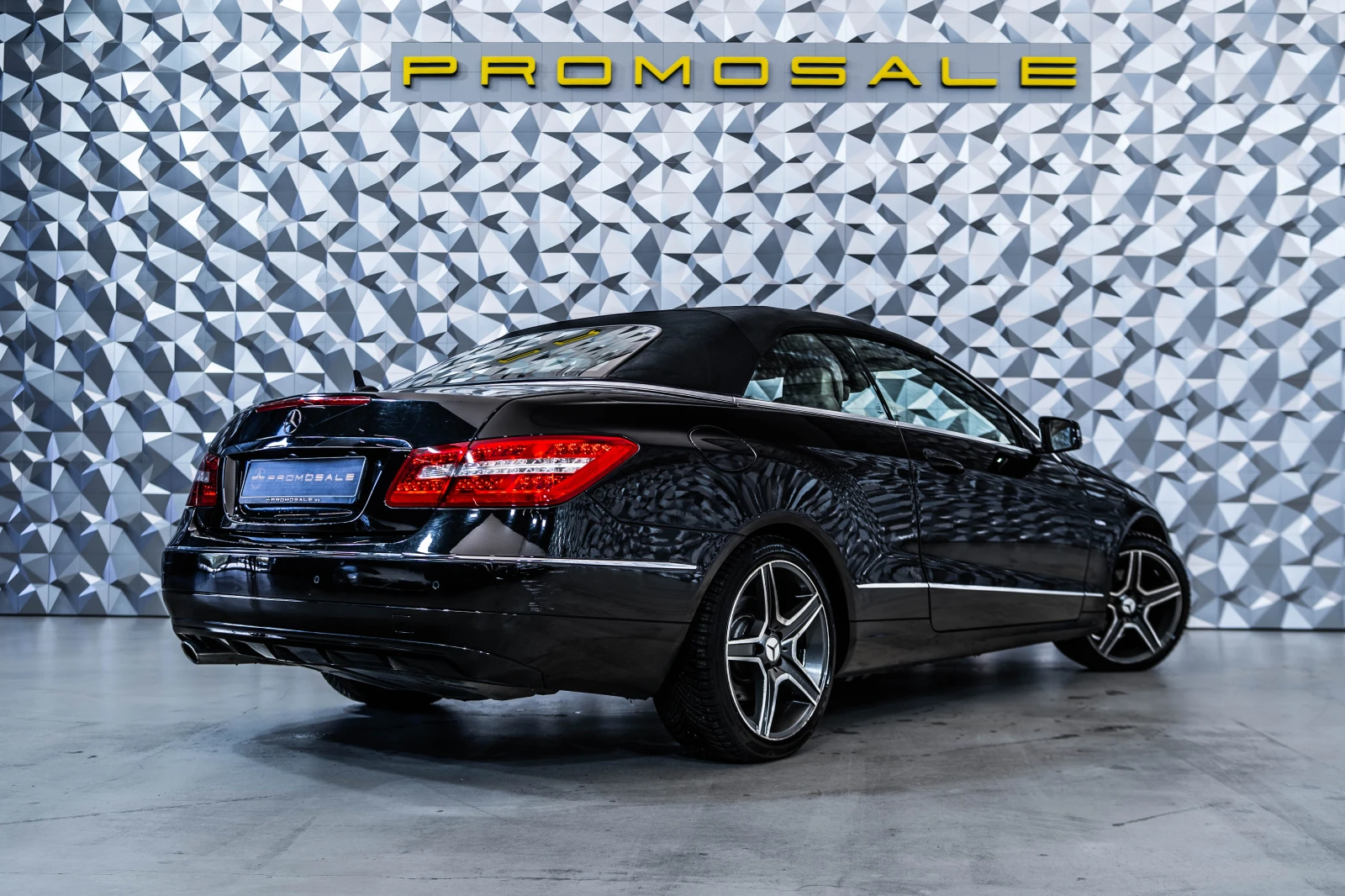 Mercedes-Benz E 250 Cabrio  CGI BlueEfficiency* Подгрев* , снимка 4 - Автомобили и джипове - 54121715