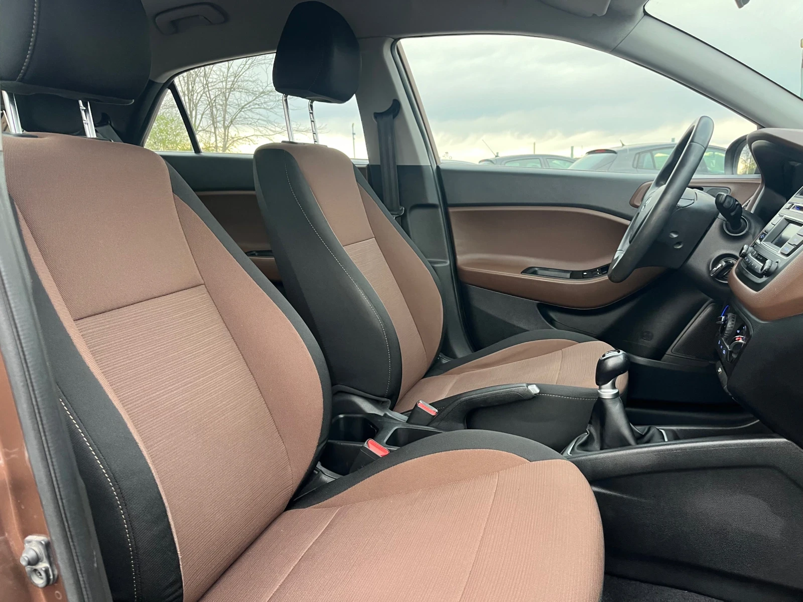 Hyundai I20 1.2i~85�~97000��-��� | Mobile.bg � ����������� 11