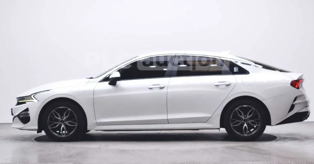 Kia K5 ПОДГРЕВИ | ОБДУХВАНЕ | КАМЕРА, снимка 5 - Автомобили и джипове - 54380662