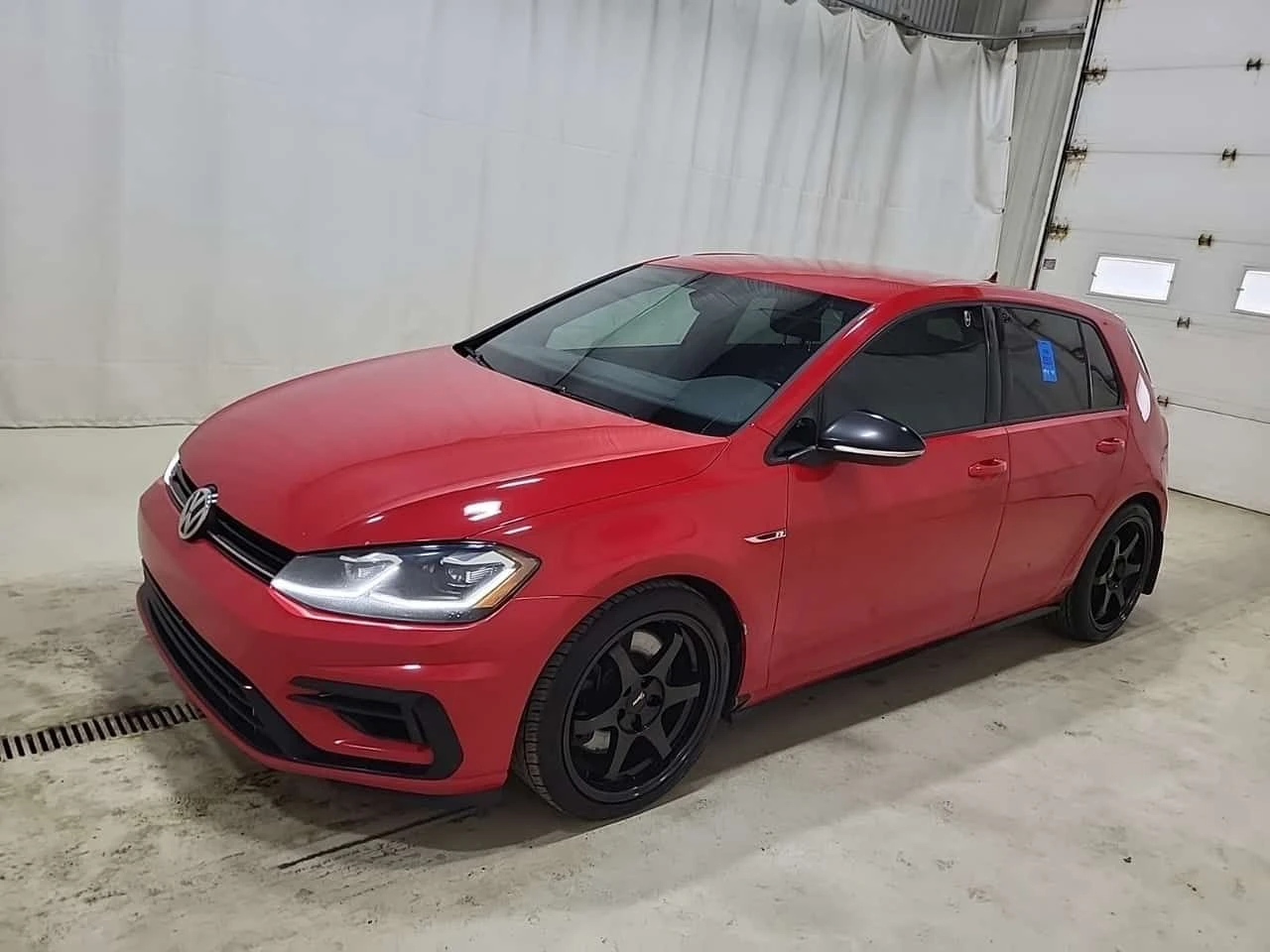 VW Golf * 5 DOOR DSG * R* КАМЕРА* ПОДГРЕВ* КОЖА* DIGITAL* 