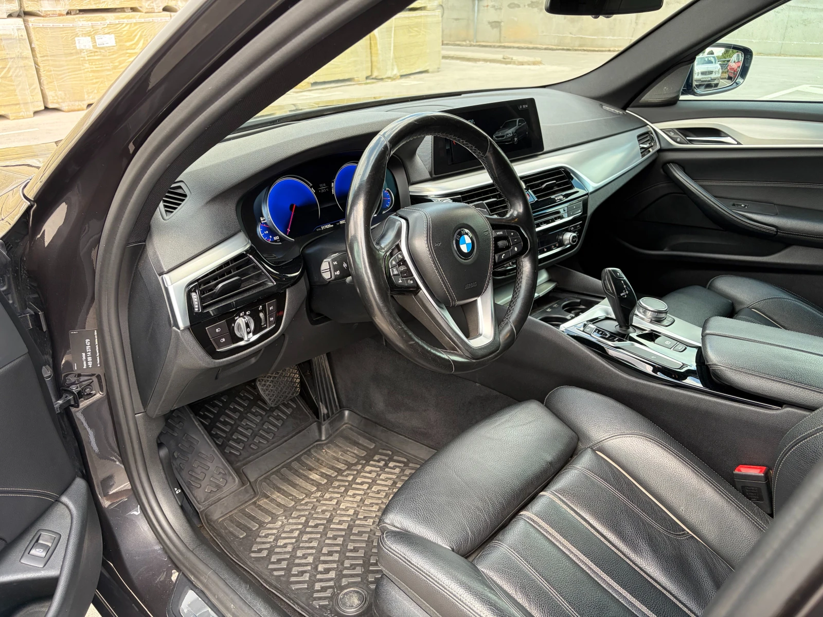 BMW 530 G31 X-DRIVE 265 к.с, снимка 8 - Автомобили и джипове - 54894478