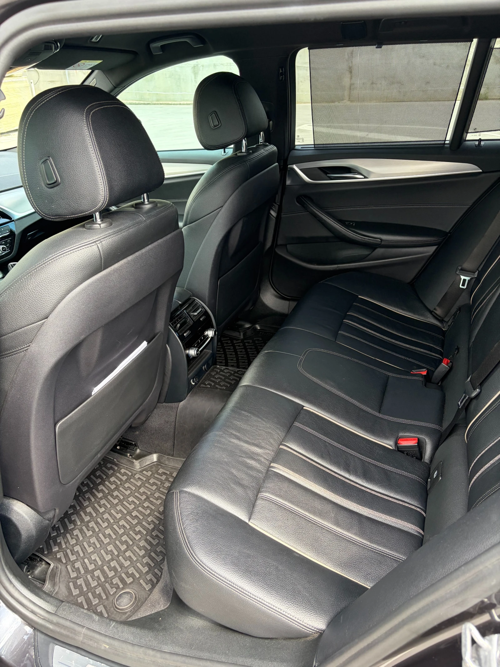 BMW 530 G31 X-DRIVE 265 к.с, снимка 12 - Автомобили и джипове - 54894478
