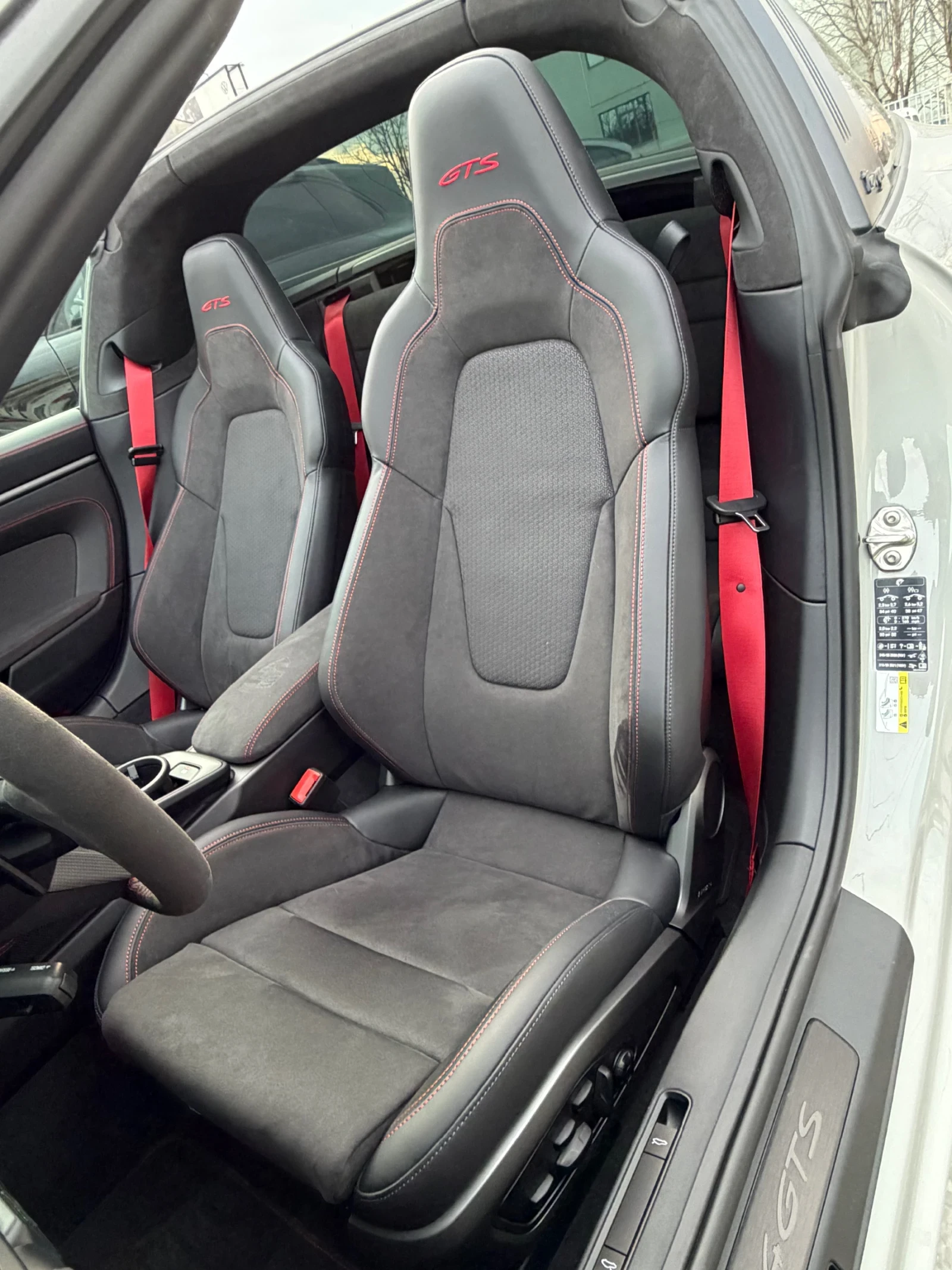 Porsche 911 992 TARGA 4 GTS Burmester ЛИЗИНГ НОВ, снимка 14 - Автомобили и джипове - 55193812
