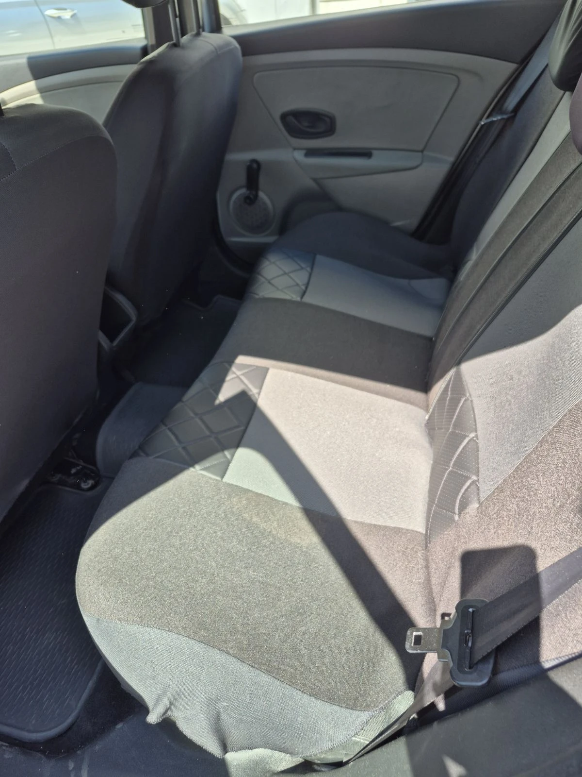 Renault Megane, снимка 8 - Автомобили и джипове - 55313986