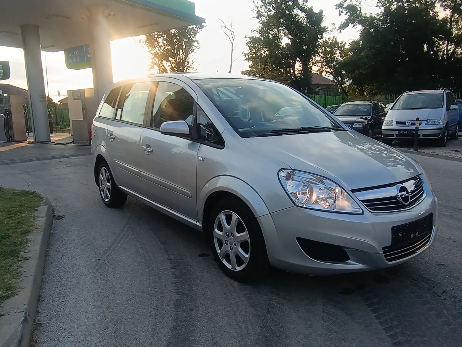 Opel Zafira 1.7 CDTI  110 k.s, снимка 2 - Автомобили и джипове - 55403407