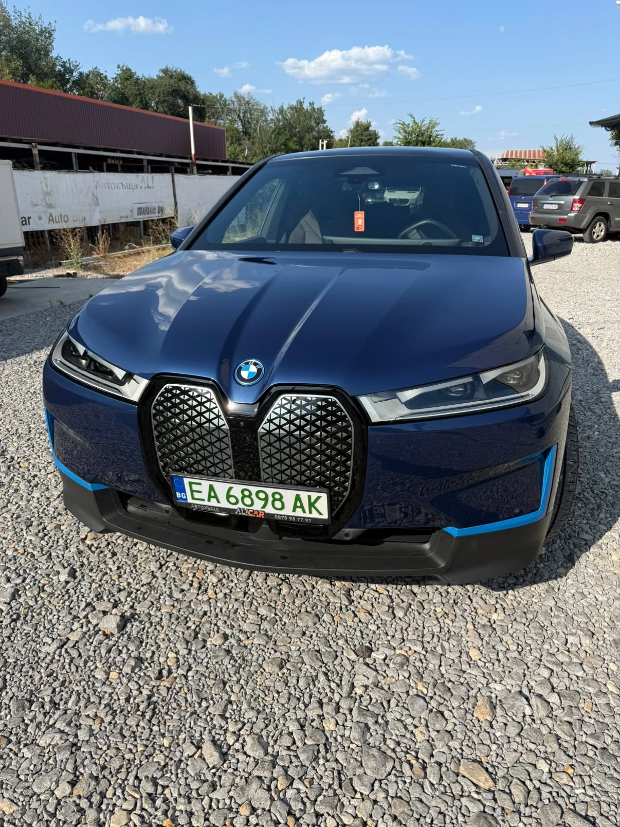 BMW iX xDrive40    Sky Lounge, снимка 2 - Автомобили и джипове - 55665881