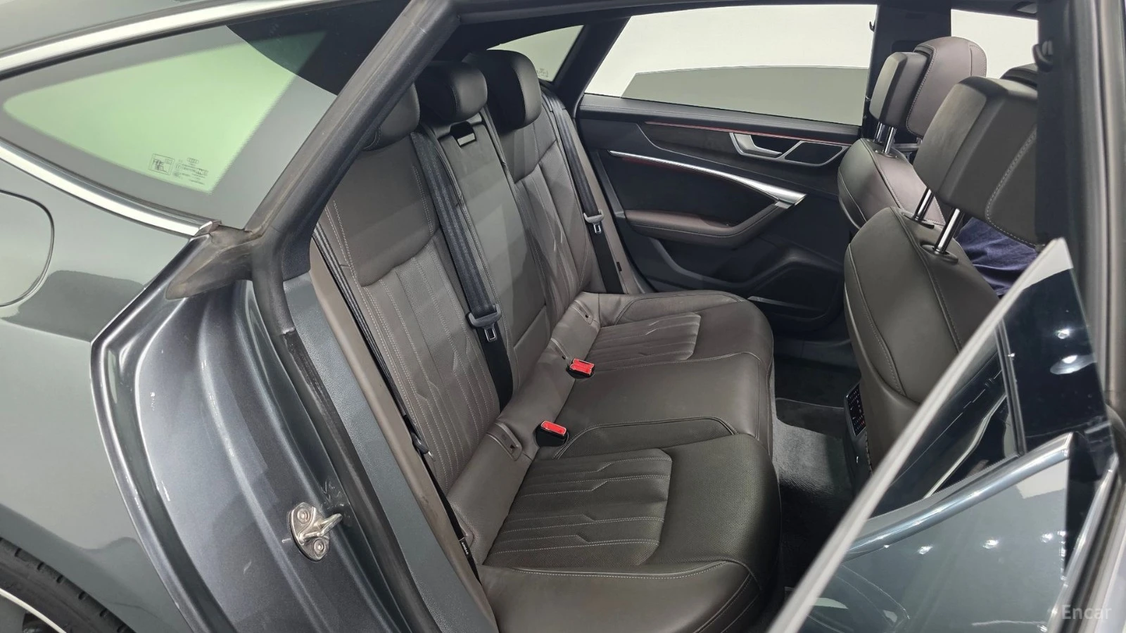 Audi A7 50TDI* QUATTRO* МАСАЖ* ПОДГР* ОБДУХ* 360* ПАНО* HU, снимка 9 - Автомобили и джипове - 55674170