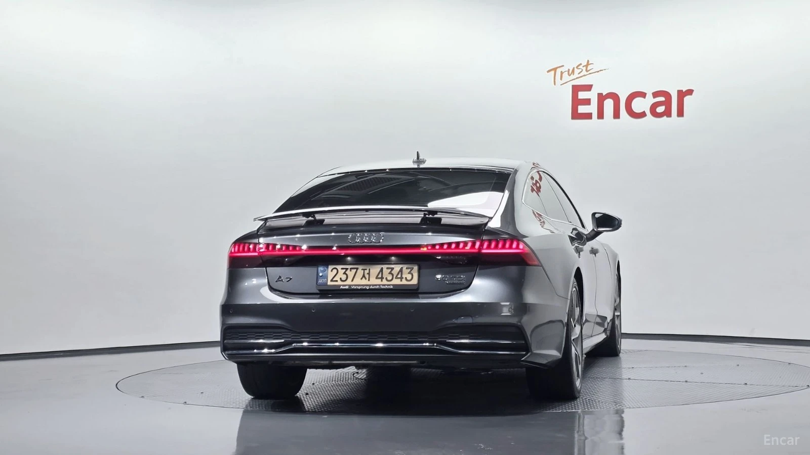 Audi A7 50TDI* QUATTRO* МАСАЖ* ПОДГР* ОБДУХ* 360* ПАНО* HU, снимка 4 - Автомобили и джипове - 55674170